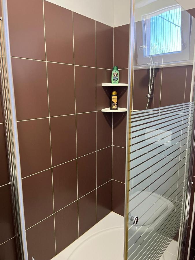 שיבניק Romantic Apartments מראה חיצוני תמונה