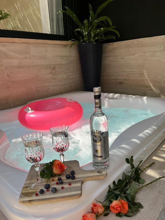 שיבניק Romantic Apartments מראה חיצוני תמונה